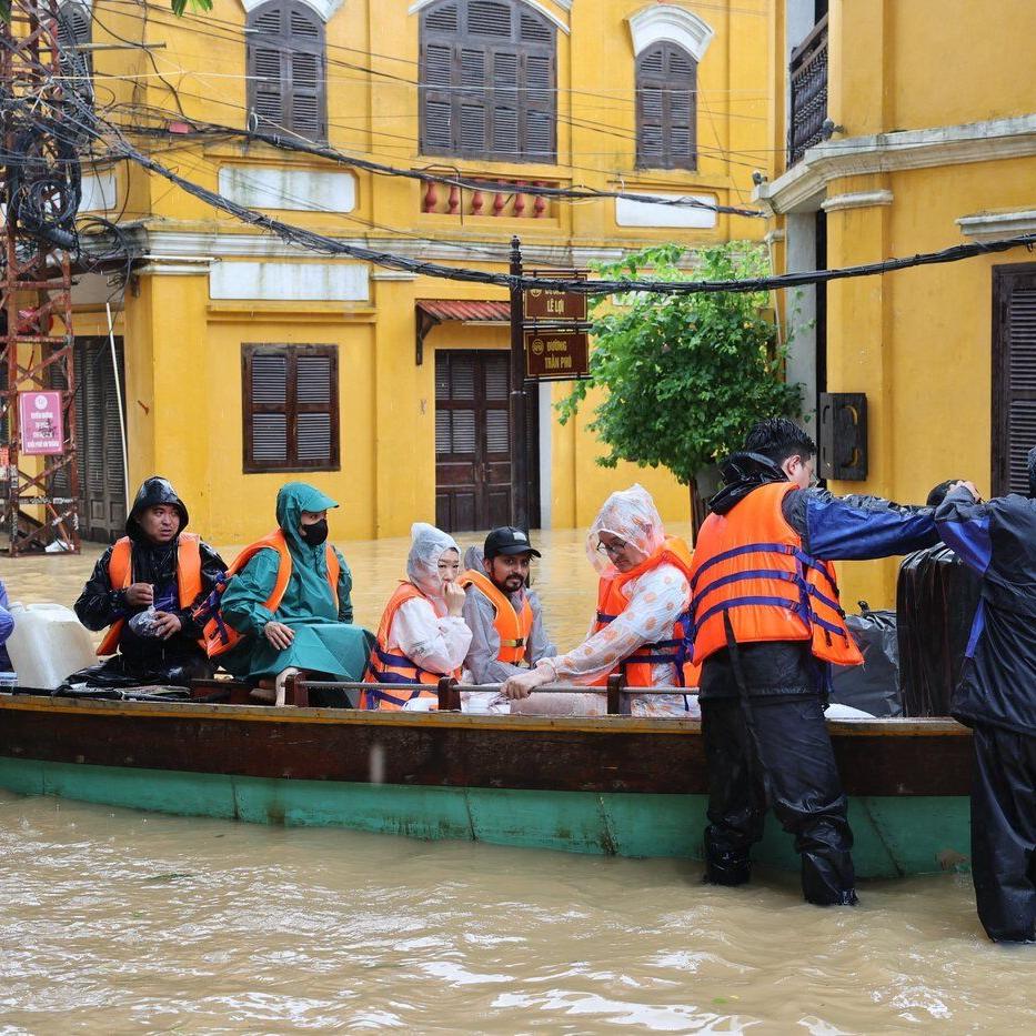 Deadly floods batter central Vietnam, killing at least 10